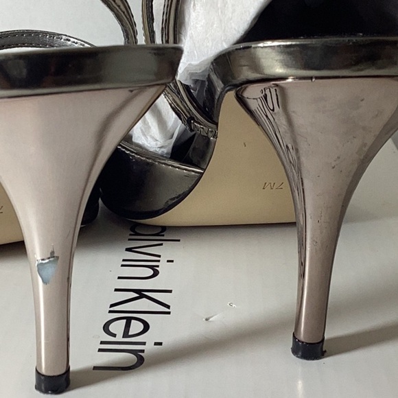Cordera Pump (Women)
Calvin Klein - Picture 8 of 10